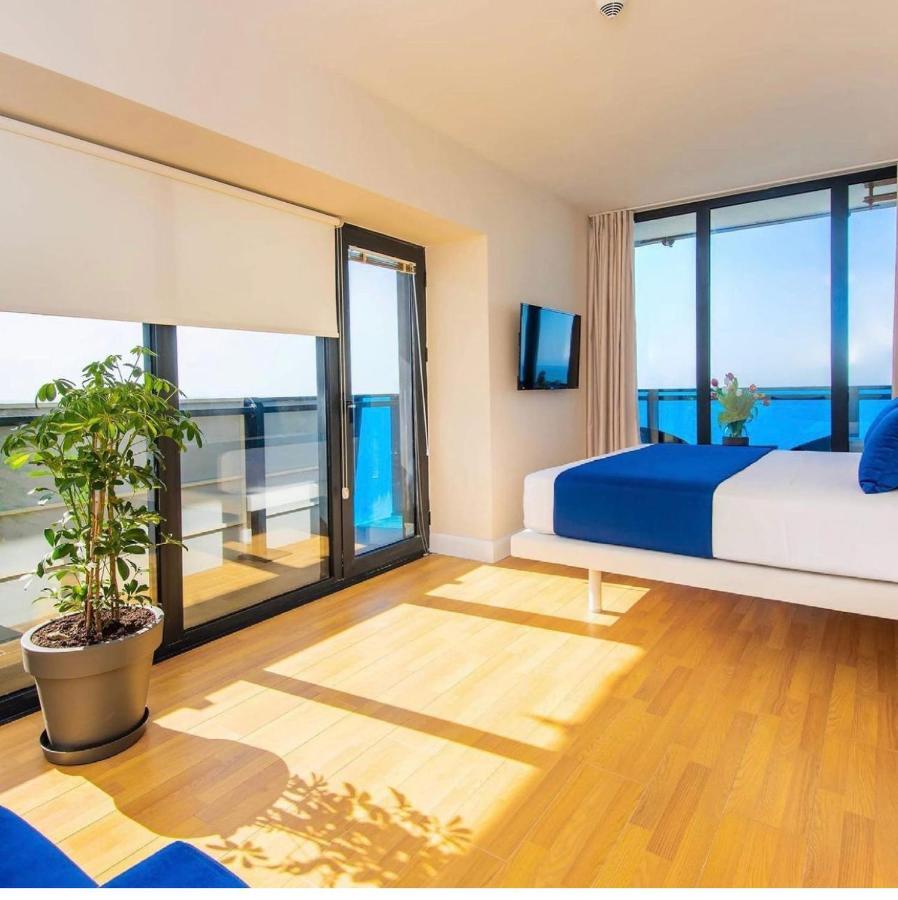 Orbi City Luxury Towers Aparthotel Μπατούμι Εξωτερικό φωτογραφία