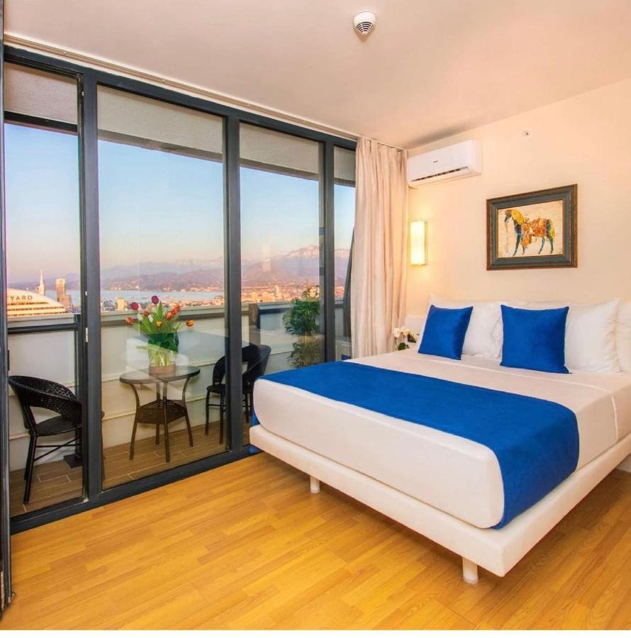 Orbi City Luxury Towers Aparthotel Μπατούμι Εξωτερικό φωτογραφία