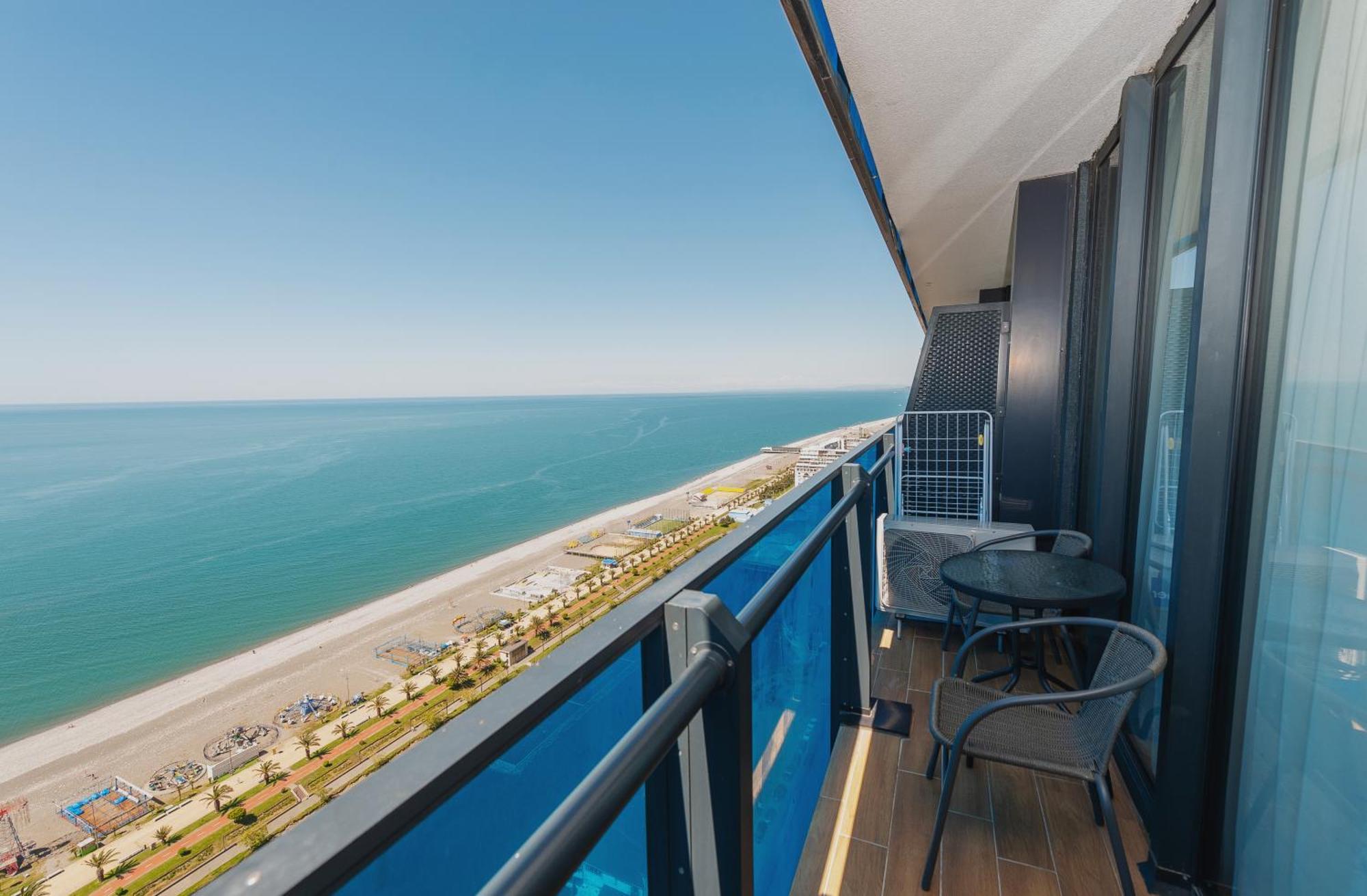 Orbi City Luxury Towers Aparthotel Μπατούμι Εξωτερικό φωτογραφία