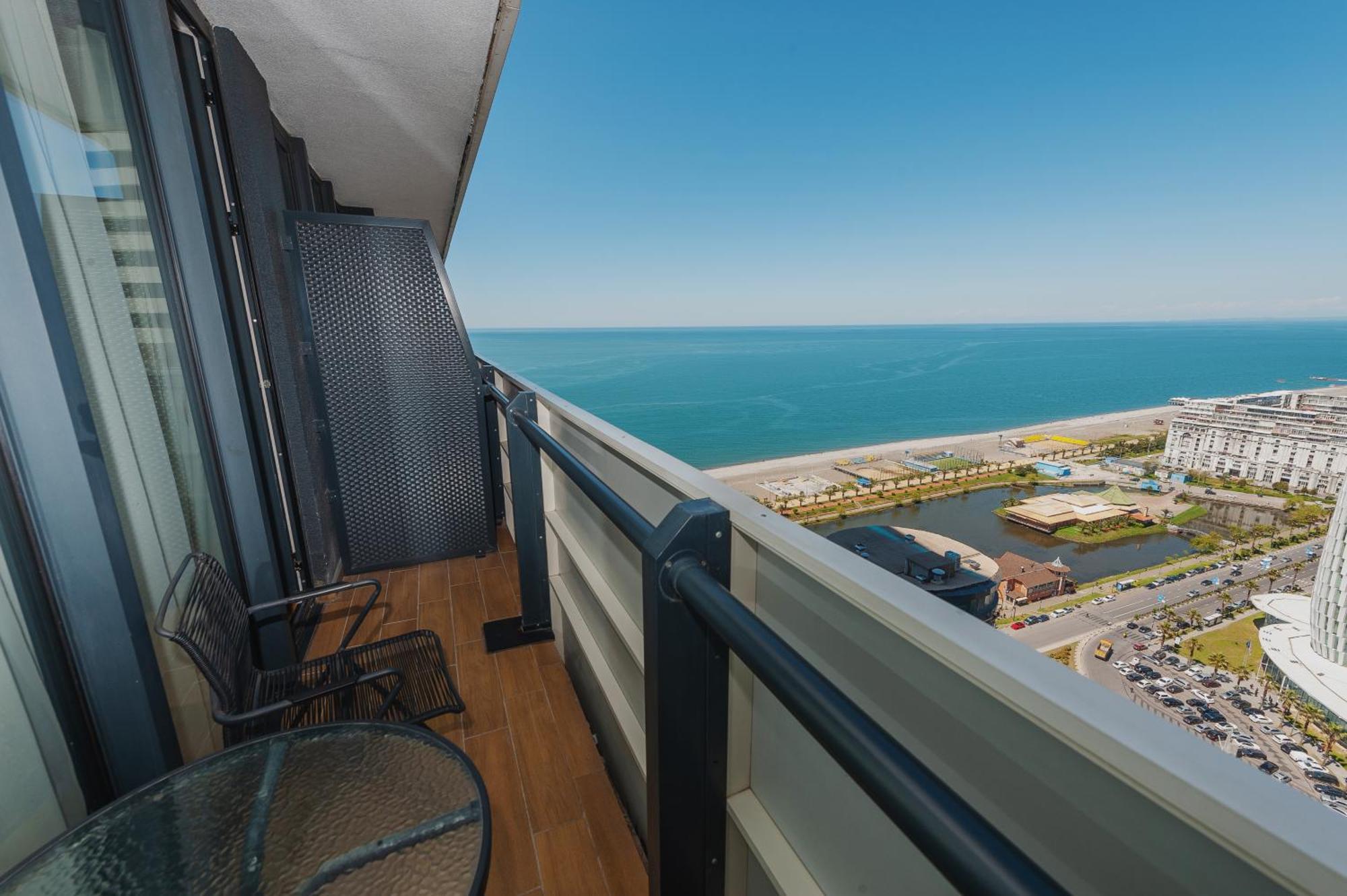 Orbi City Luxury Towers Aparthotel Μπατούμι Εξωτερικό φωτογραφία