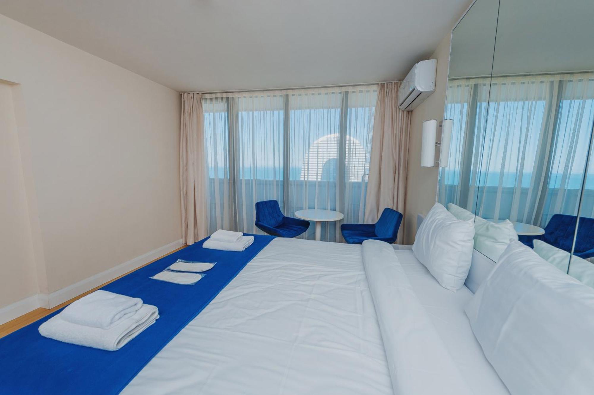 Orbi City Luxury Towers Aparthotel Μπατούμι Εξωτερικό φωτογραφία