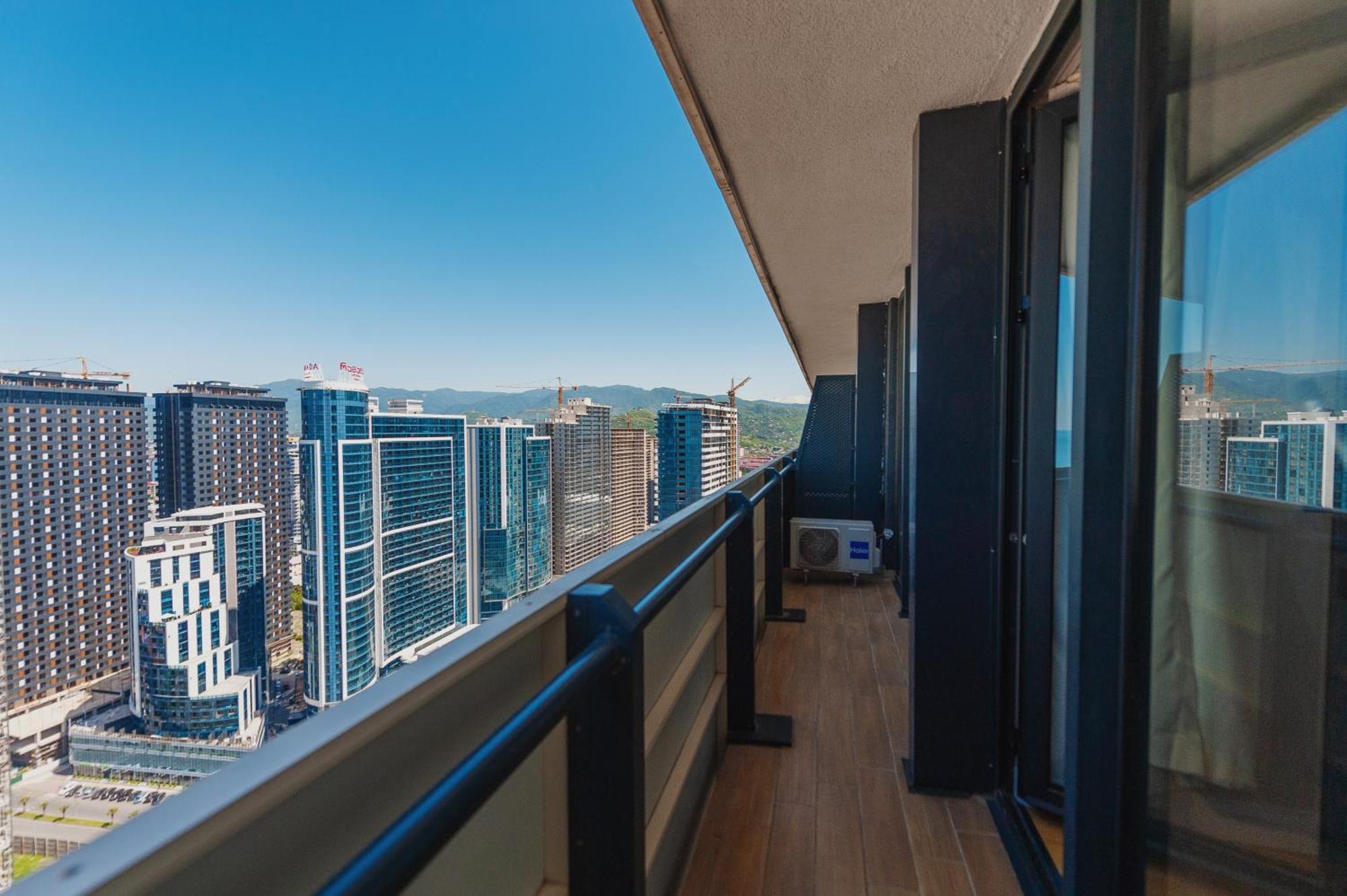 Orbi City Luxury Towers Aparthotel Μπατούμι Εξωτερικό φωτογραφία