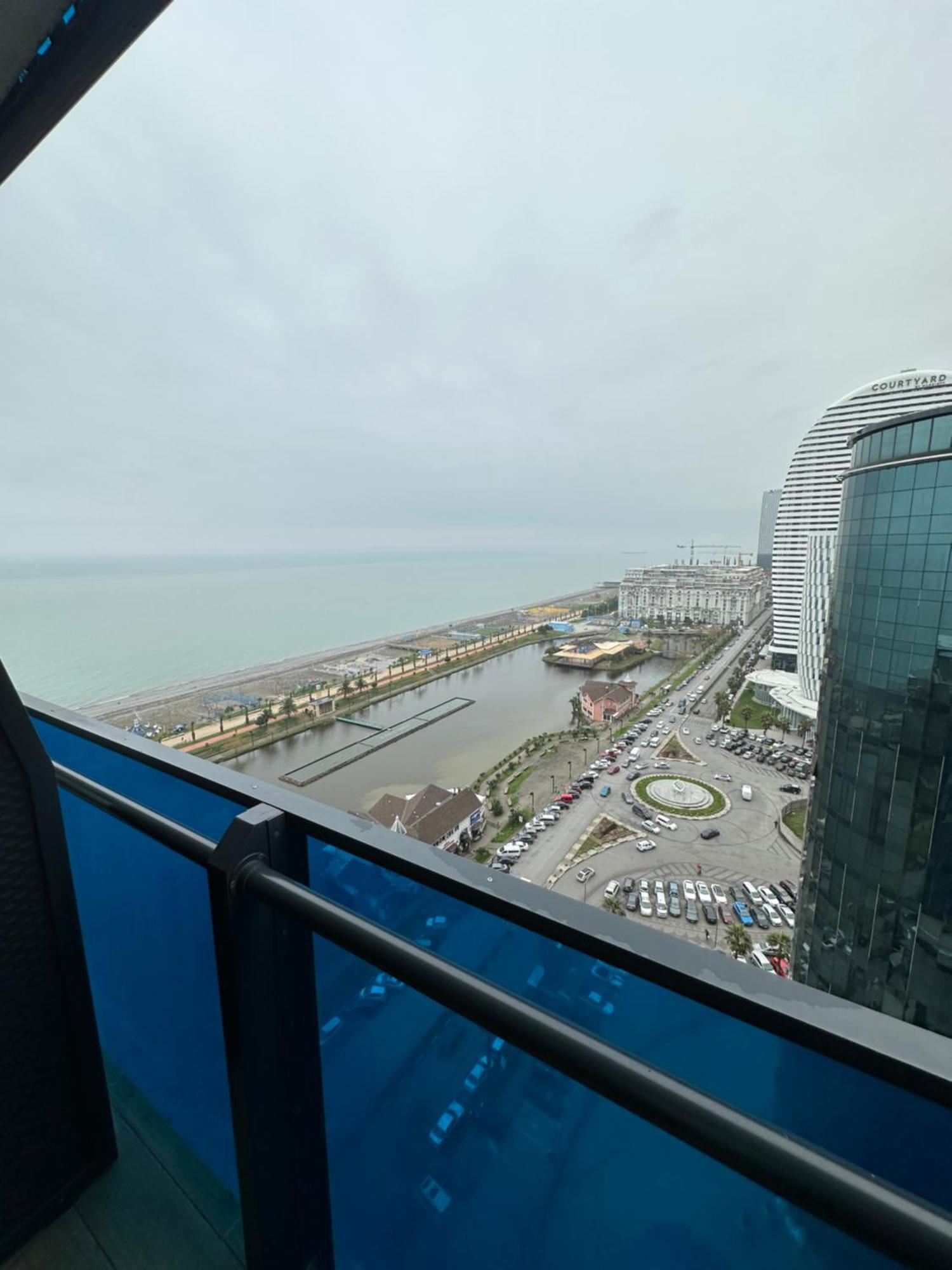 Orbi City Luxury Towers Aparthotel Μπατούμι Εξωτερικό φωτογραφία